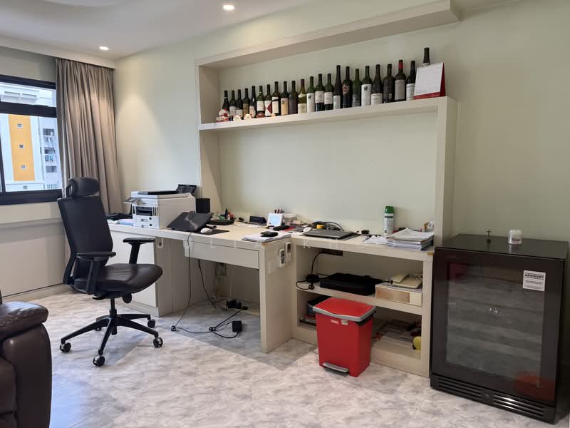 286C Toh Guan Road, 286C Toh Guan Road, 4 Bedrooms, 1,539 sqft, HDB Flat For Sale, by Julia Khoo, 500162916 - Study - PropertyGuru.com.sg
