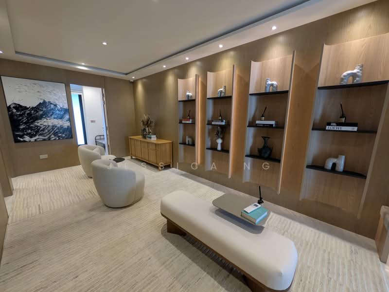 BRAND NEW FREEHOLD TERRACE, , 6 Bedrooms, 6,000 sqft, Terraced House For Sale, by Jessica Ng, 500162918 - Living Room - PropertyGuru.com.sg