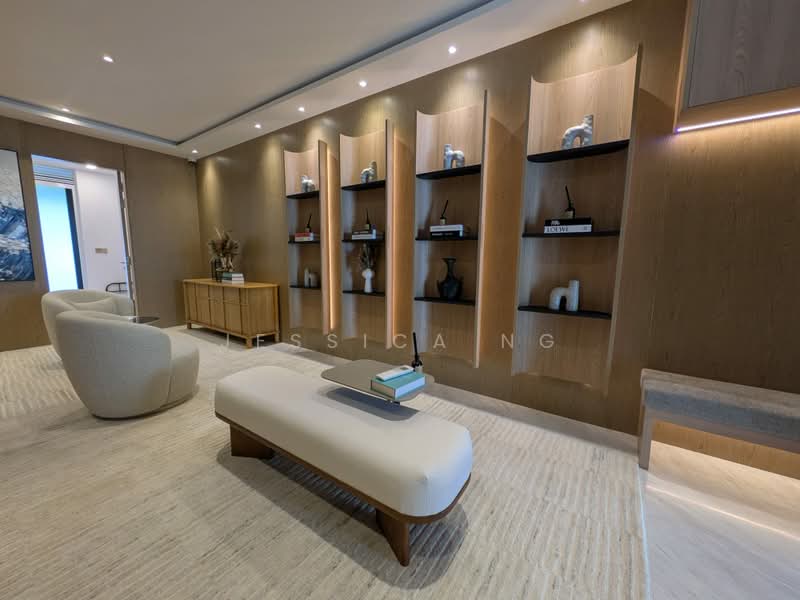 BRAND NEW FREEHOLD TERRACE, , 6 Bedrooms, 6,000 sqft, Terraced House For Sale, by Jessica Ng, 500162918 - Living Room - PropertyGuru.com.sg