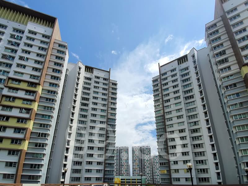 451A Sengkang West Way, 451A Sengkang West Way, Room Rental, 100 sqft, HDB Flat For Rent, by Jeremy Koh, 500162922 - Exterior - PropertyGuru.com.sg