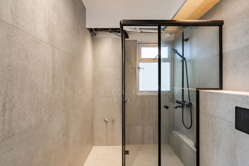 460C Bukit Batok West Avenue 9, 460C Bukit Batok West Avenue 9, 1 Bedroom, 517 sqft, HDB Flat For Sale, by Wes Teo, 500162926 - Bathroom - PropertyGuru.com.sg