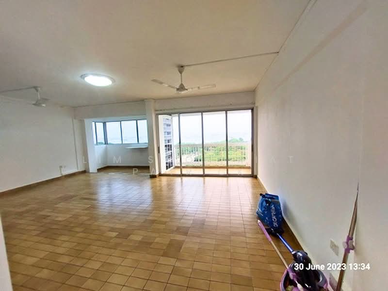 Lagoon View, 5000N Marine Parade Road, 3 Bedrooms, 1,647 sqft, Apartment For Rent, by Lim Soon Kiat Patrick, 500162927 - Living Room - PropertyGuru.com.sg