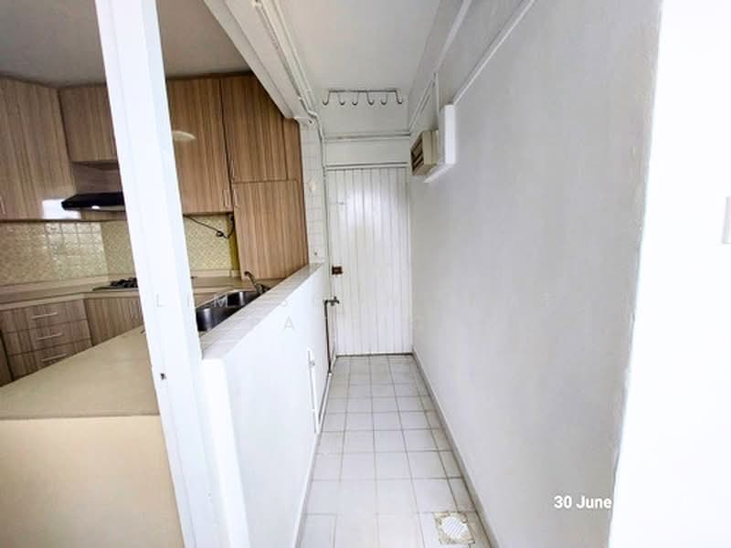 Lagoon View, 5000N Marine Parade Road, 3 Bedrooms, 1,647 sqft, Apartment For Rent, by Lim Soon Kiat Patrick, 500162927 - Kitchen - PropertyGuru.com.sg