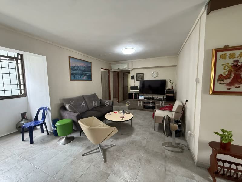 108 Rivervale Walk, 108 Rivervale Walk, 3 Bedrooms, 1,088 sqft, HDB Flat For Rent, by Yang Chen, 500162940 - Living Room - PropertyGuru.com.sg