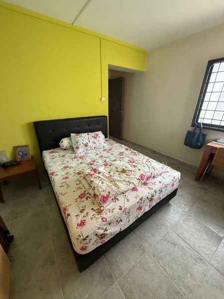 108 Rivervale Walk, 108 Rivervale Walk, 3 Bedrooms, 1,088 sqft, HDB Flat For Rent, by Yang Chen, 500162940 - Master bedroom - PropertyGuru.com.sg