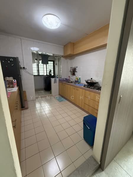 108 Rivervale Walk, 108 Rivervale Walk, 3 Bedrooms, 1,088 sqft, HDB Flat For Rent, by Yang Chen, 500162940 - Kitchen - PropertyGuru.com.sg