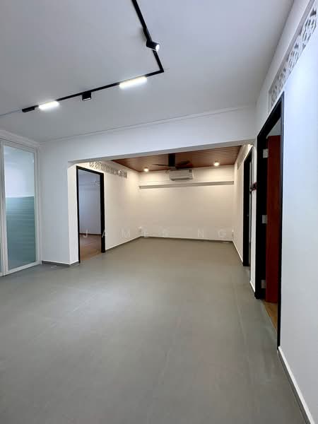 608 Ang Mo Kio Avenue 5, 608 Ang Mo Kio Avenue 5, 3 Bedrooms, 721 sqft, HDB Flat For Rent, by James Ng, 500162954 - Living Room 03 - PropertyGuru.com.sg