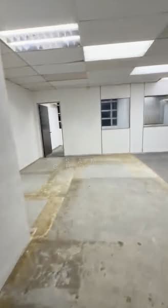Mayfair Industrial Building, 51 Jalan Pemimpin, 1,455 sqft, Light Industrial (B1) For Rent, by Sam Chong, 500162961 - Interior - CommercialGuru.com.sg