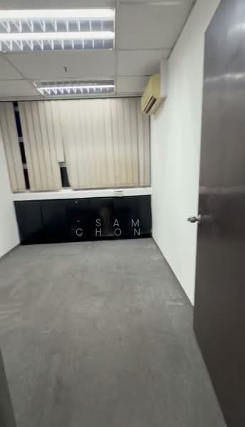 Mayfair Industrial Building, 51 Jalan Pemimpin, 1,455 sqft, Light Industrial (B1) For Rent, by Sam Chong, 500162961 - Interior - CommercialGuru.com.sg