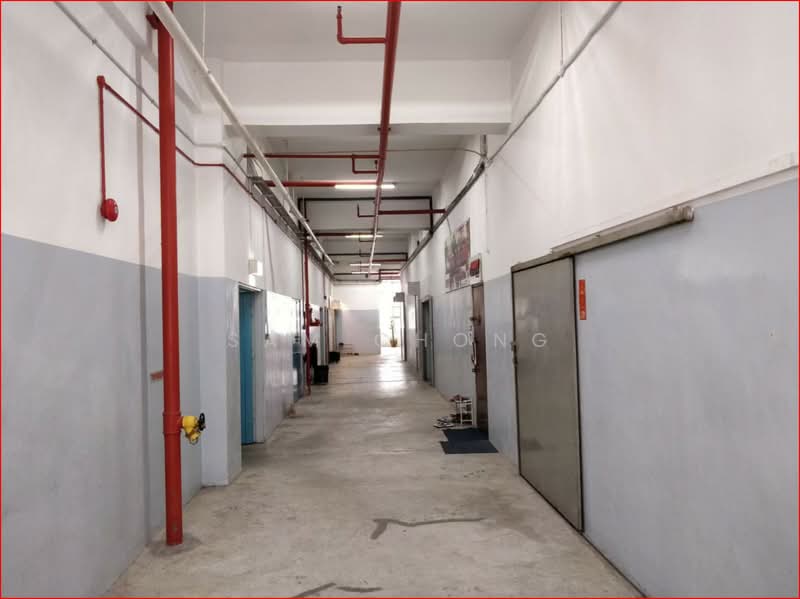 Mayfair Industrial Building, 51 Jalan Pemimpin, 1,455 sqft, Light Industrial (B1) For Rent, by Sam Chong, 500162961 - Corridor - CommercialGuru.com.sg