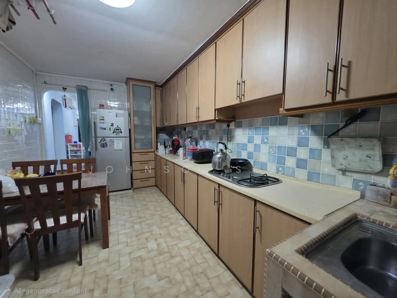557 Ang Mo Kio Avenue 10, 557 Ang Mo Kio Avenue 10, 2 Bedrooms, 732 sqft, HDB Flat For Rent, by Johnson Seah, 500162967 - Kitchen - PropertyGuru.com.sg
