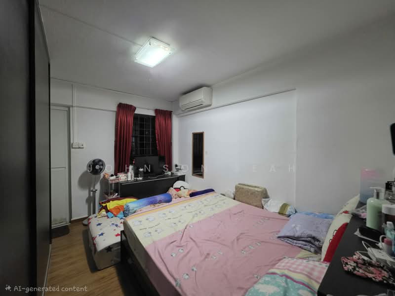 557 Ang Mo Kio Avenue 10, 557 Ang Mo Kio Avenue 10, 2 Bedrooms, 732 sqft, HDB Flat For Rent, by Johnson Seah, 500162967 - Bedroom - PropertyGuru.com.sg