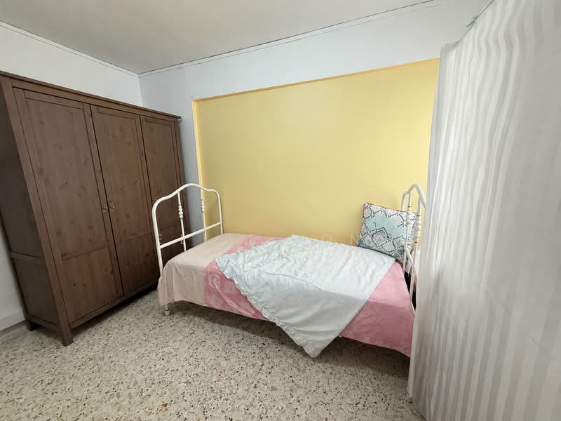 327 Hougang Avenue 5, 327 Hougang Avenue 5, Room Rental, 150 sqft, HDB Flat For Rent, by Elise Hong, 500162973 - Bedroom - PropertyGuru.com.sg