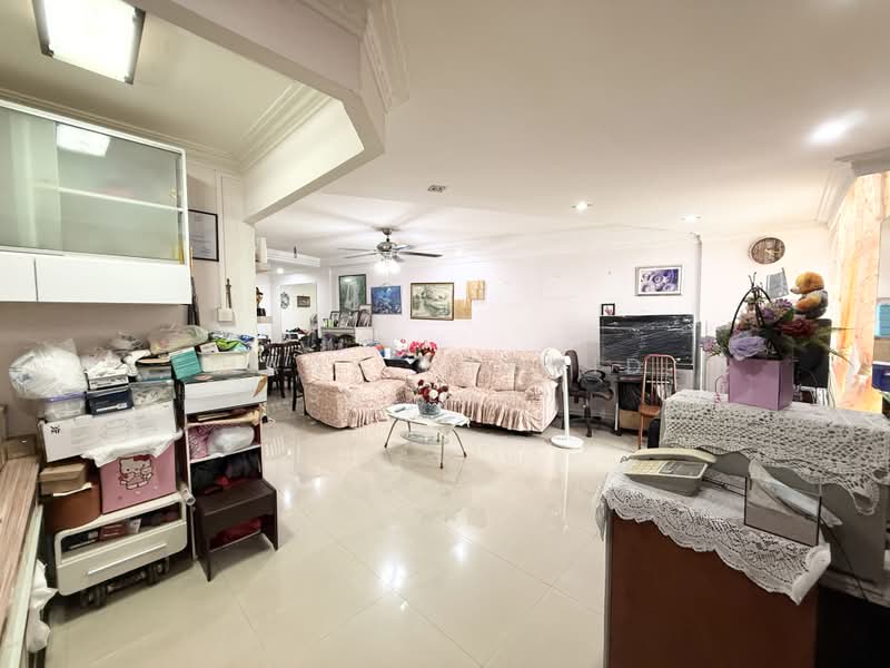 678D Jurong West Street 64, 678D Jurong West Street 64, 3 Bedrooms, 1,184 sqft, HDB Flat For Sale, by Hans (Hamid Salleh), 500162975 - Living Room - PropertyGuru.com.sg