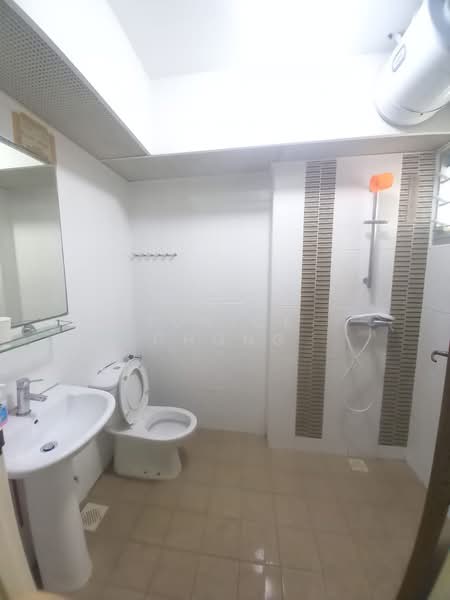 332A Anchorvale Link, 332A Anchorvale Link, Room Rental, 100 sqft, HDB Flat For Rent, by Eunice Chong, 500162980 - Bathroom - PropertyGuru.com.sg