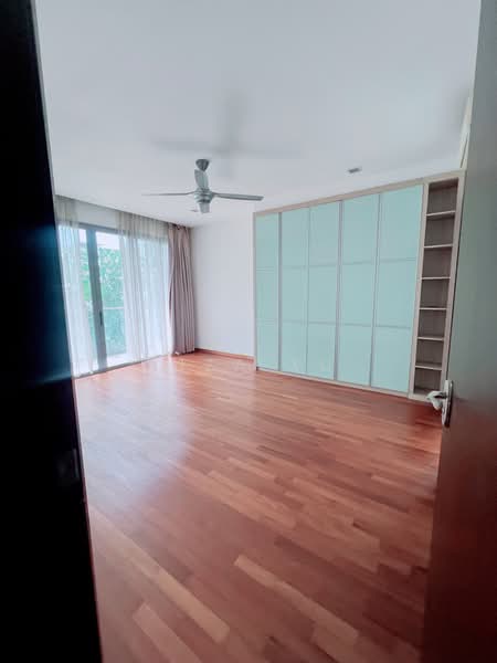 Serangoon Gardens Estate, Hythe Road, 7 Bedrooms, 5,000 sqft, Semi-Detached House For Rent, by Liza Xu, 500162995 - Bedroom - PropertyGuru.com.sg