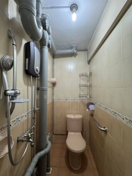 90 Commonwealth Drive, 90 Commonwealth Drive, Room Rental, 150 sqft, HDB Flat For Rent, by Brady Li, 500162996 - Bathroom - PropertyGuru.com.sg