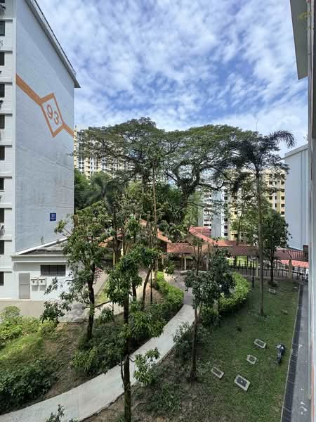 90 Commonwealth Drive, 90 Commonwealth Drive, Room Rental, 150 sqft, HDB Flat For Rent, by Brady Li, 500162996 - Exterior - PropertyGuru.com.sg