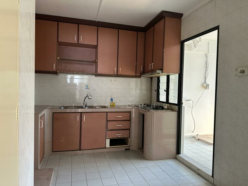 627 Choa Chu Kang Street 62, 627 Choa Chu Kang Street 62, 3 Bedrooms, 1,313 sqft, HDB Flat For Sale, by Ivan Chng, 500162999 - Kitchen - PropertyGuru.com.sg