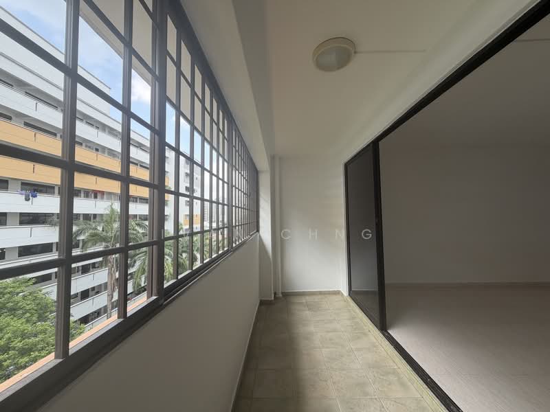 627 Choa Chu Kang Street 62, 627 Choa Chu Kang Street 62, 3 Bedrooms, 1,313 sqft, HDB Flat For Sale, by Ivan Chng, 500162999 - Balcony - PropertyGuru.com.sg