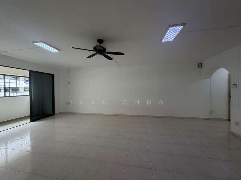 627 Choa Chu Kang Street 62, 627 Choa Chu Kang Street 62, 3 Bedrooms, 1,313 sqft, HDB Flat For Sale, by Ivan Chng, 500162999 - Spacious living/dining - PropertyGuru.com.sg