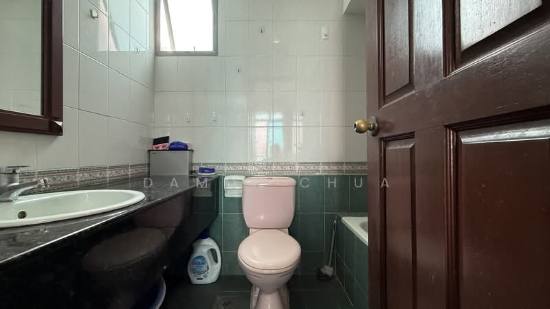 Hume Park II, 23 Hume Avenue, Room Rental, 200 sqft, Condominium For Rent, by Damon Chua, 500163002 - Bathroom - PropertyGuru.com.sg
