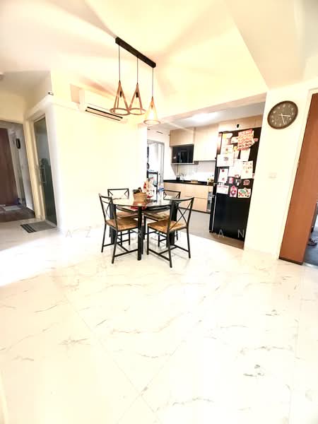 234B Sumang Lane, 234B Sumang Lane, 3 Bedrooms, 1,001 sqft, HDB Flat For Sale, by Azi Rahman, 500163020 - Dining Room - PropertyGuru.com.sg