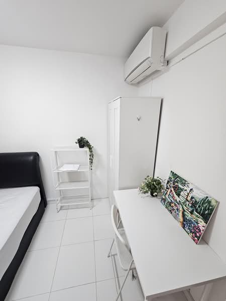 Lucky Plaza, 304 Orchard Road, Room Rental, 120 sqft, Apartment For Rent, by Jacky Quek, 500163030 - Bedroom - PropertyGuru.com.sg