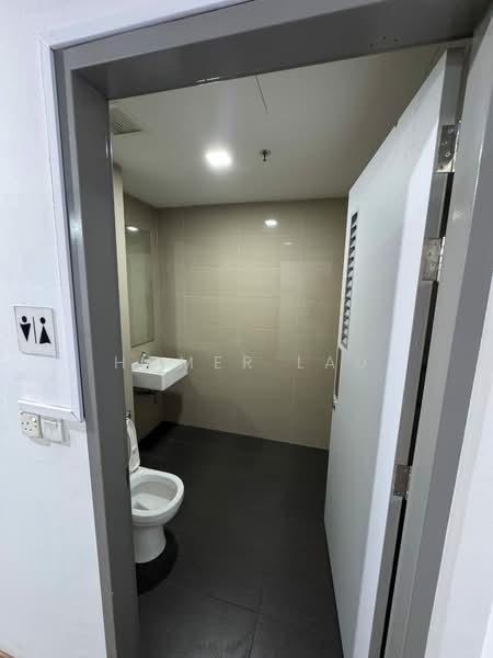 Low floor + Ramp-up B1 @ Kallang, Kallang, Macpherson, Geylang, Potong Pasir, 1,927 sqft, Light Industrial (B1) For Rent, by Homer Lau, 500163042 - CommercialGuru.com.sg