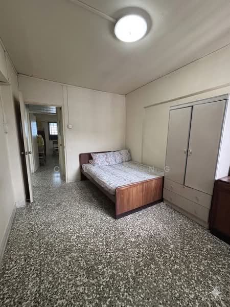 212 Ang Mo Kio Avenue 3, 212 Ang Mo Kio Avenue 3, 2 Bedrooms, 721 sqft, HDB Flat For Rent, by Calvin Ng, 500163045 - Bedroom - PropertyGuru.com.sg