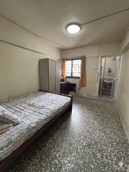 212 Ang Mo Kio Avenue 3, 212 Ang Mo Kio Avenue 3, 2 Bedrooms, 721 sqft, HDB Flat For Rent, by Calvin Ng, 500163045 - Bedroom - PropertyGuru.com.sg