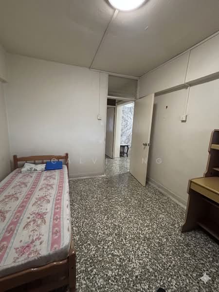 212 Ang Mo Kio Avenue 3, 212 Ang Mo Kio Avenue 3, 2 Bedrooms, 721 sqft, HDB Flat For Rent, by Calvin Ng, 500163045 - Bedroom - PropertyGuru.com.sg
