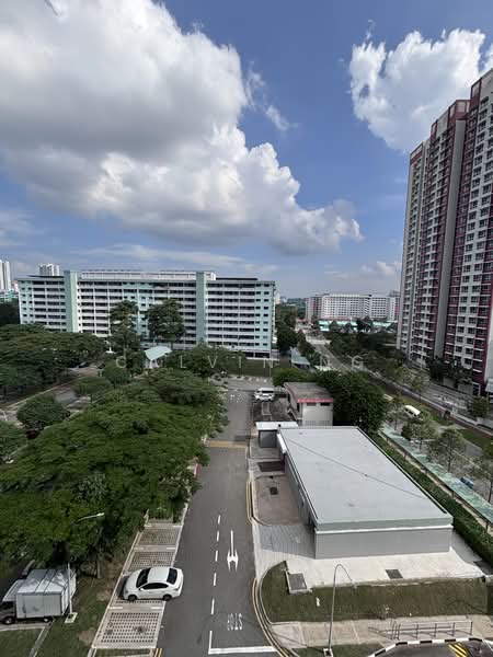 212 Ang Mo Kio Avenue 3, 212 Ang Mo Kio Avenue 3, 2 Bedrooms, 721 sqft, HDB Flat For Rent, by Calvin Ng, 500163045 - Exterior - PropertyGuru.com.sg