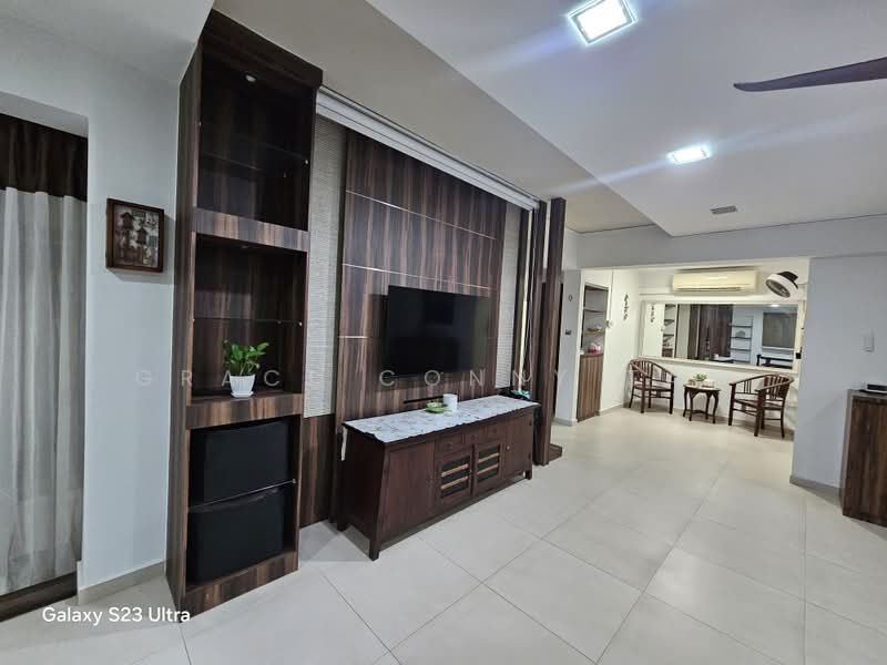 551 Jurong West Street 42, 551 Jurong West Street 42, 4 Bedrooms, 1,442 sqft, HDB Flat For Sale, by Grace Conny Tan, 500163046 - Living Room - PropertyGuru.com.sg