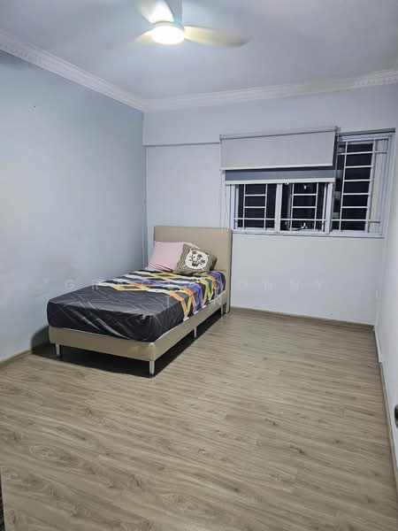 551 Jurong West Street 42, 551 Jurong West Street 42, 4 Bedrooms, 1,442 sqft, HDB Flat For Sale, by Grace Conny Tan, 500163046 - Bedroom - PropertyGuru.com.sg