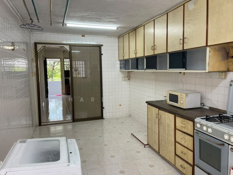 129 Bedok North Street 2, 129 Bedok North Street 2, 2 Bedrooms, 721 sqft, HDB Flat For Sale, by Sharlyn Neo, 500163052 - Kitchen - PropertyGuru.com.sg