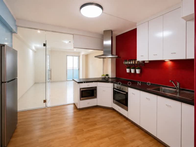 271 Bishan Street 24, 271 Bishan Street 24, 4 Bedrooms, 1,195 sqft, HDB Flat For Sale, by Sabrina Soong, 500163059 - Kitchen - PropertyGuru.com.sg