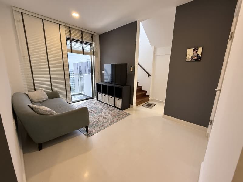 Urban Vista, 2 Tanah Merah Kechil Link, 2 Bedrooms, 1,249 sqft, Condominium For Sale, by Kin ,, 500163061 - Living Room - PropertyGuru.com.sg
