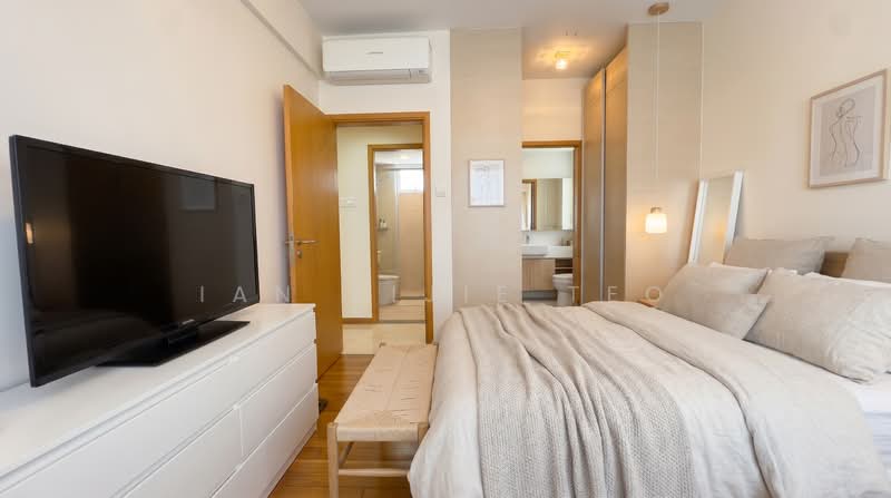 8 @ Mount Sophia, 10 Mount Sophia, 2 Bedrooms, 1,033 sqft, Condominium For Sale, by Ian Yijie Teo, 500163071 - Bedroom - PropertyGuru.com.sg