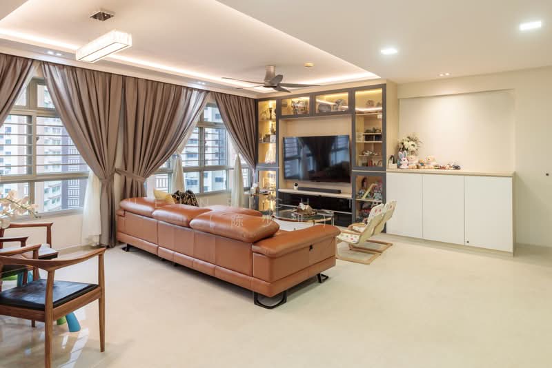 356A Anchorvale Lane, 356A Anchorvale Lane, 3 Bedrooms, 1,216 sqft, HDB Flat For Sale, by Heinrich Tan (陈少洪), 500163076 - Living Room - PropertyGuru.com.sg