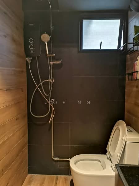 52 Telok Blangah Drive, 52 Telok Blangah Drive, Room Rental, 130 sqft, HDB Flat For Rent, by JOE NG, 500163084 - Bathroom - PropertyGuru.com.sg