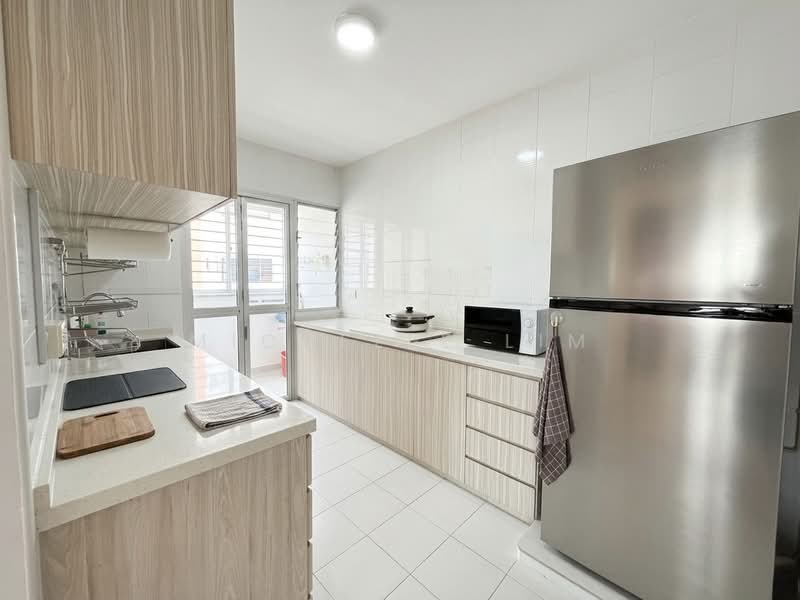 440A Fernvale Link, 440A Fernvale Link, Room Rental, 200 sqft, HDB Flat For Rent, by Michelle Lim, 500163099 - Kitchen - PropertyGuru.com.sg