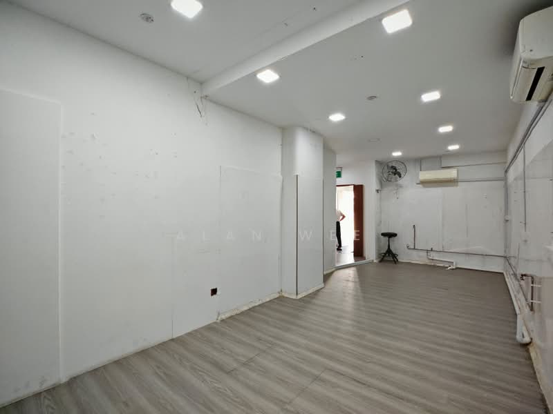 Bukit Batok West AVENUE 5, bukit batok street 31, 280 sqft, Shop / Shophouse For Rent, by Alan Wee, 500163107 - Interior - CommercialGuru.com.sg
