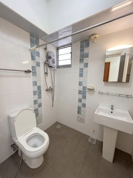 440A Fernvale Link, 440A Fernvale Link, Room Rental, 120 sqft, HDB Flat For Rent, by Michelle Lim, 500163108 - Bathroom - PropertyGuru.com.sg