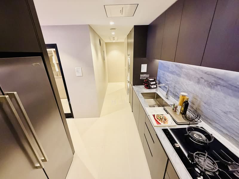 Vela Bay, 1 Bayshore Walk, 5 Bedrooms, 1,582 sqft, Condominium For Sale, by Murphy Lee, 500163119 - Kitchen - PropertyGuru.com.sg