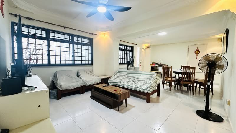 205C Compassvale Lane, 205C Compassvale Lane, 3 Bedrooms, 1,098 sqft, HDB Flat For Rent, by Kenneth Lim Rihao, 500163121 - Living Room - PropertyGuru.com.sg