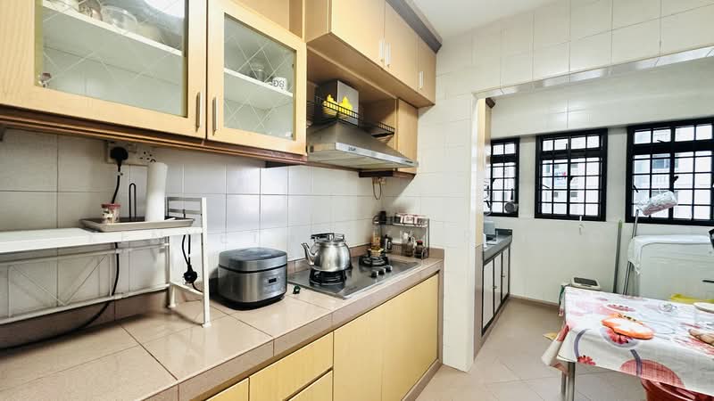205C Compassvale Lane, 205C Compassvale Lane, 3 Bedrooms, 1,098 sqft, HDB Flat For Rent, by Kenneth Lim Rihao, 500163121 - Kitchen - PropertyGuru.com.sg