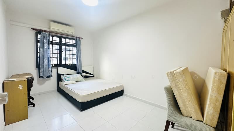 205C Compassvale Lane, 205C Compassvale Lane, 3 Bedrooms, 1,098 sqft, HDB Flat For Rent, by Kenneth Lim Rihao, 500163121 - Bedroom - PropertyGuru.com.sg