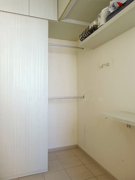 The Metropolitan Condominium, 8 Alexandra View, 2 Bedrooms, 1,066 sqft, Condominium For Rent, by Nicole Lim, 500163129 - Utility Room - PropertyGuru.com.sg
