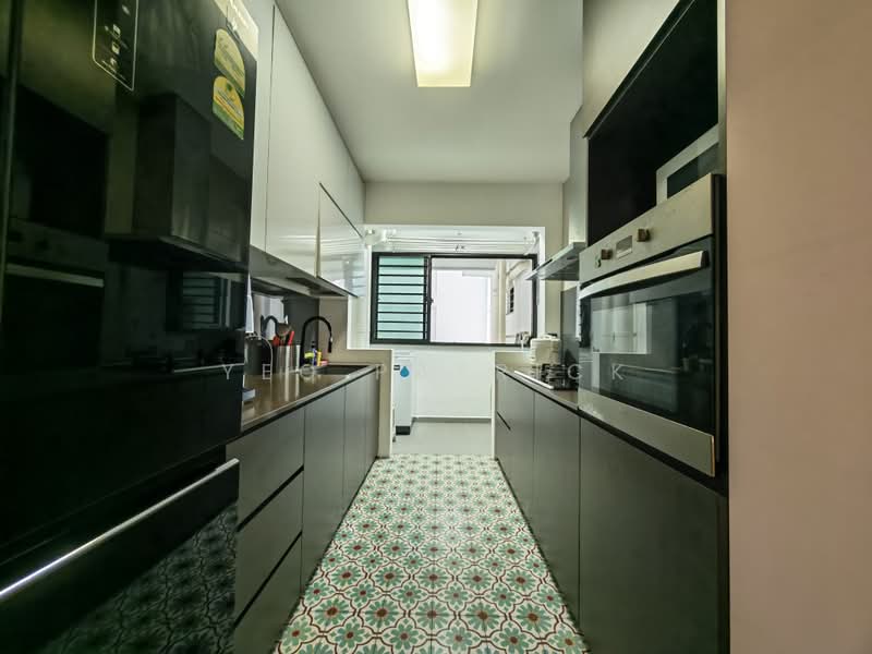 333A Yishun Riverwalk, 333A Yishun Street 31, 3 Bedrooms, 990 sqft, HDB Flat For Sale, by Yeo Patrick, 500163133 - Kitchen - PropertyGuru.com.sg